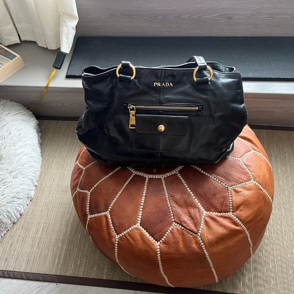 Prada Black Shoulder Bag - Picture 4 of 7